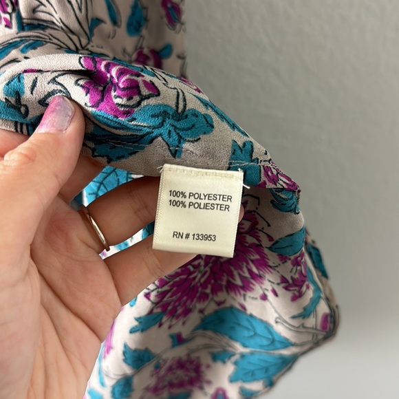 Let It Be Floral Sheer Tank Blouse - Picture 3 of 8